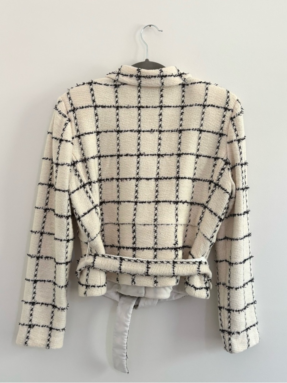 St. John Eyelash Windowpane Knit Belted Jacket Tweed Wool-Blend Jacket Sz 10 - Picture 6 of 8